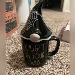 New In Box Rae Dunn “caught in your web” Mug